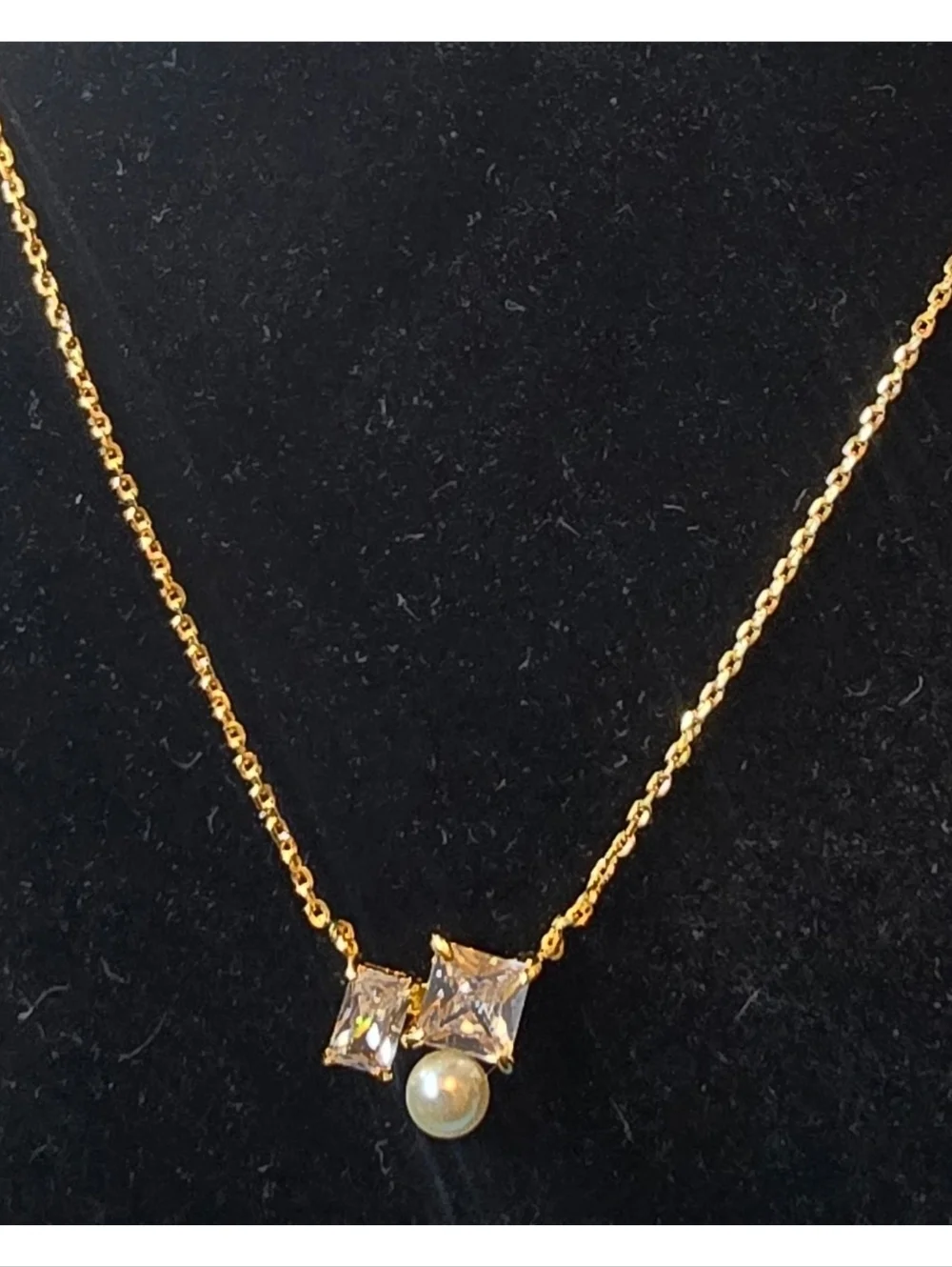 NWT Kate Spade Victoria Pendant Necklace Gold Tone Crystal Faux Pearl Necklace